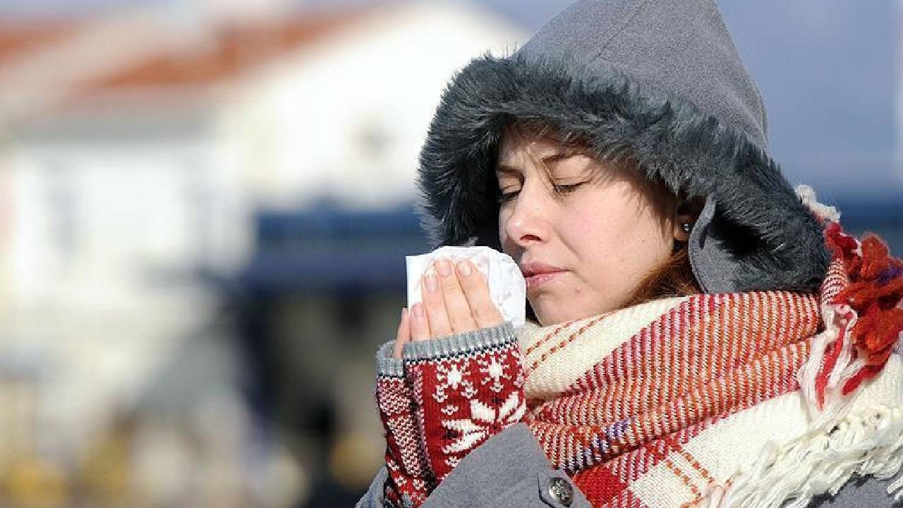 Türkiye'de de görülmeye başladı! Soğuk algınlığı ile karıştırmayın