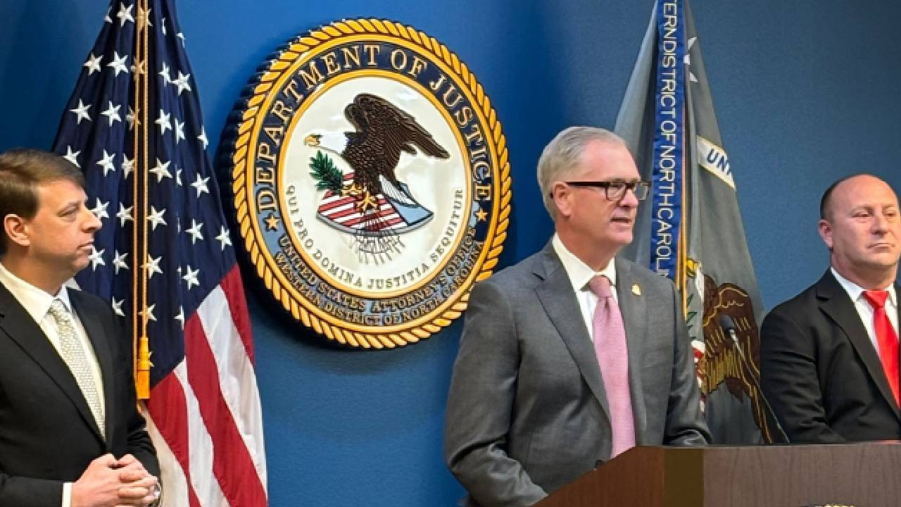 FBI, yılbaşı gecesi olası terör saldırısını engellediğini duyurdu