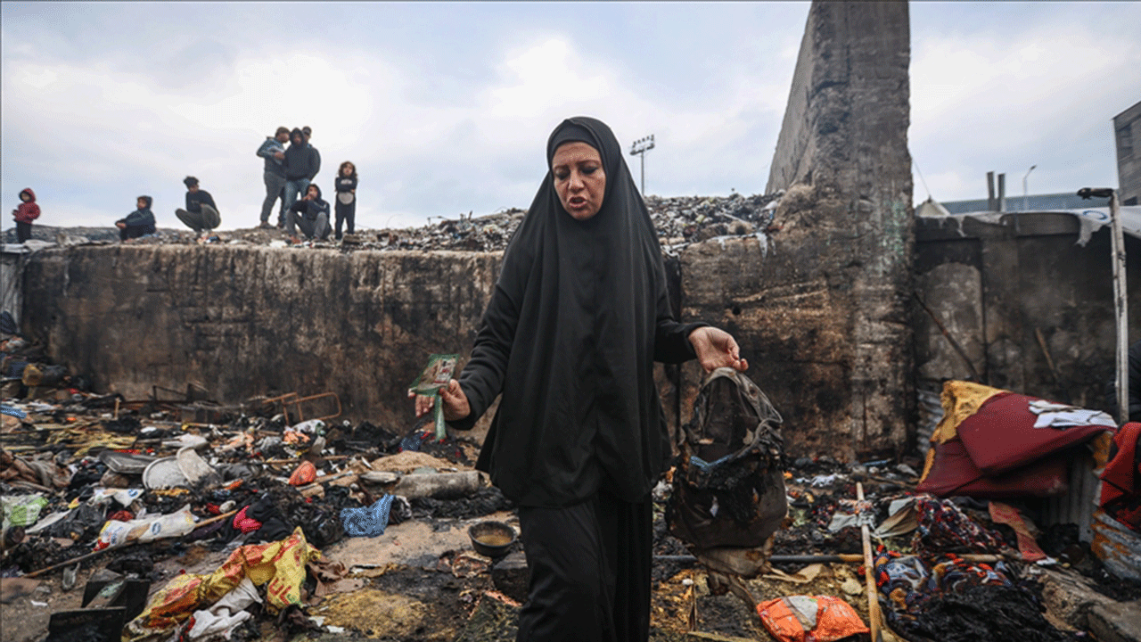 İsrail askerlerinin Gazze'de açtığı ateş sonucu 1'i çocuk 2 kişi hayatını kaybetti