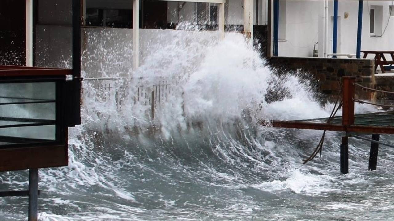 Ege Denizi’nde fırtına uyarısı: Bu gece başlayacak