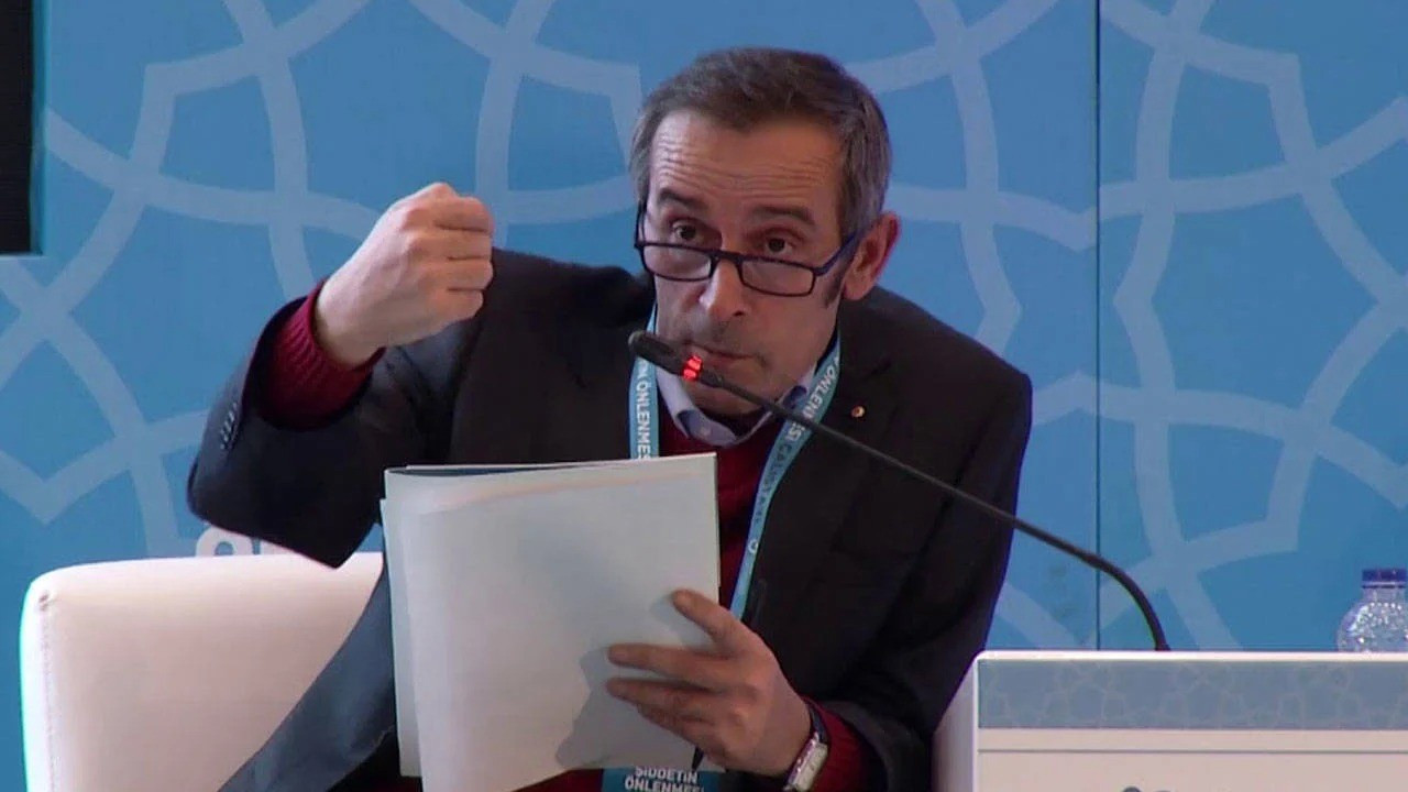 Doç. Dr. Bayram Çağlar evinde ölü bulundu!