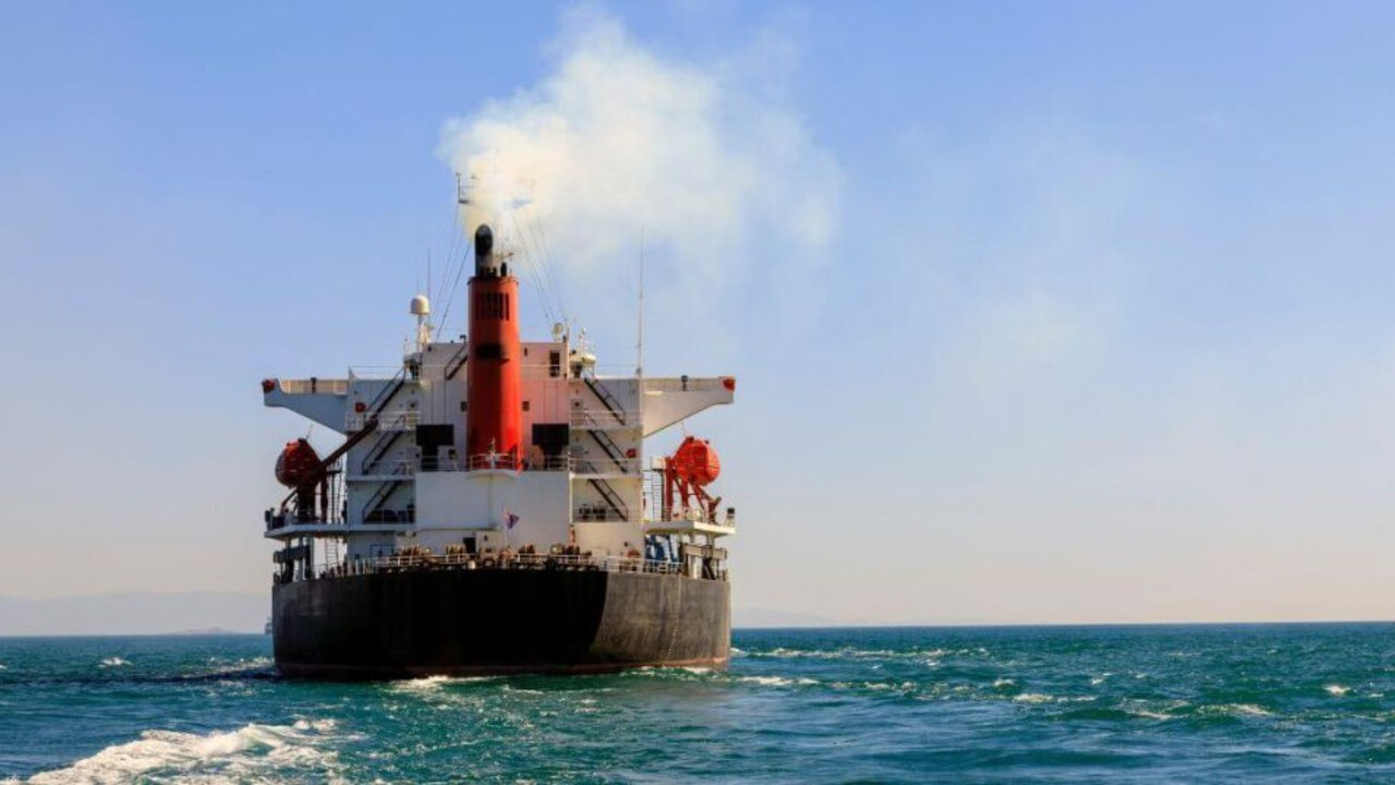 Rusya’dan Atlantik hamlesi: ABD takibindeki petrol tankerine koruma