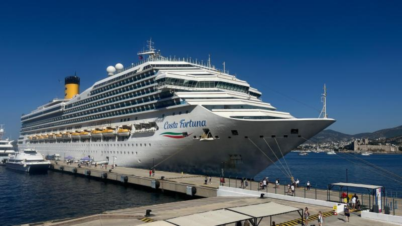 Muğla geçen yıl 227 bin 807 kruvaziyer yolcusunu ağırladı