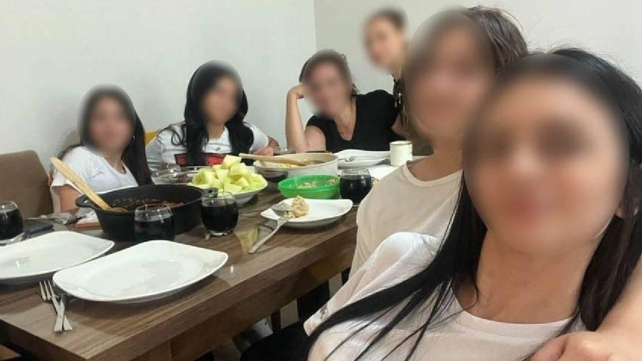 Öğrencilerine evinde temizlik yaptıran öğretmene gözaltı