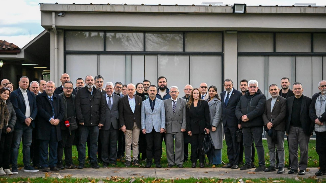 Kocaeli Valisi İlhami Aktaş, 10 Ocak Çalışan Gazeteciler Günü’nde basın mensuplarını ağırladı