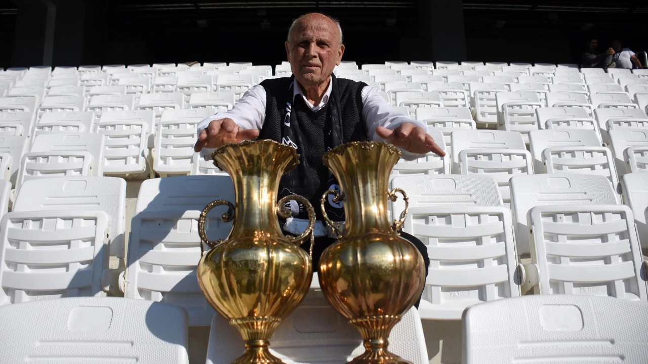 Altay'ın unutulmaz futbolcularından Ayfer Elmastaşoğlu hayatını kaybetti