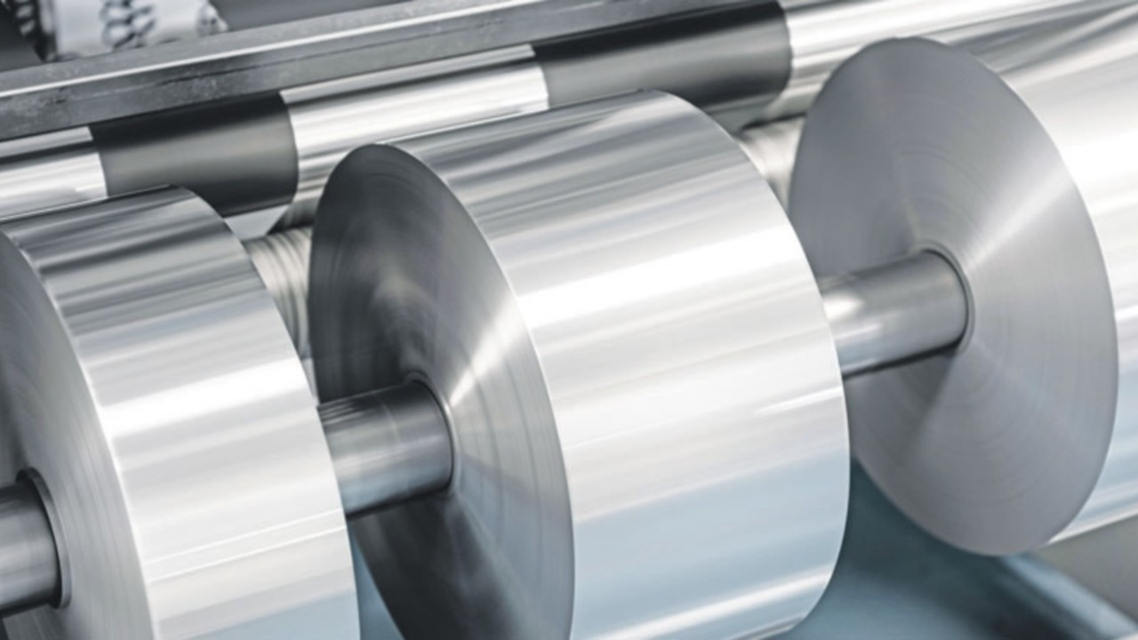 Alüminyum fiyatları yaklaşık 4 yılın en yüksek seviyesini test etti