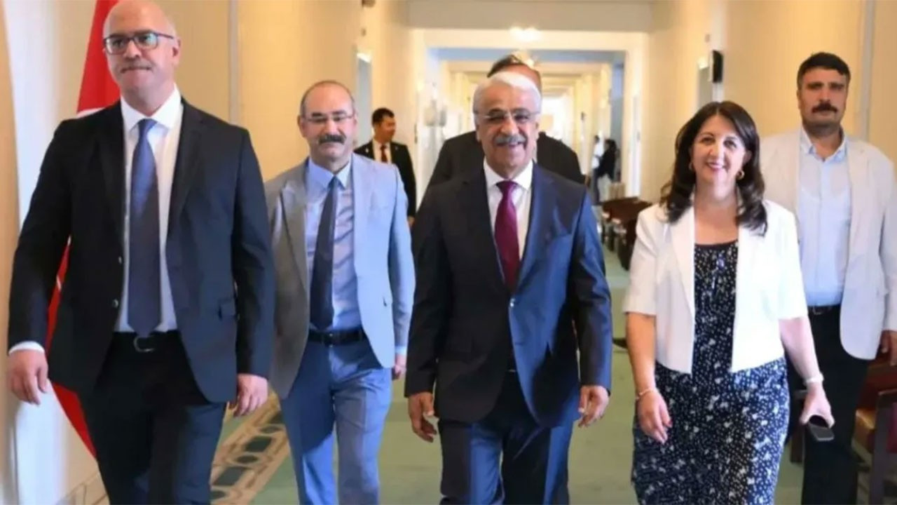 DEM Parti heyetinin terör örgütü elebaşı Öcalan ile görüşmesi sona erdi