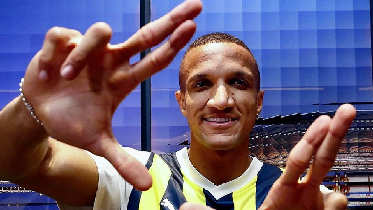 Fenerbahçe, Rodrigo Becao'yu Kasımpaşa'ya kiraladı
