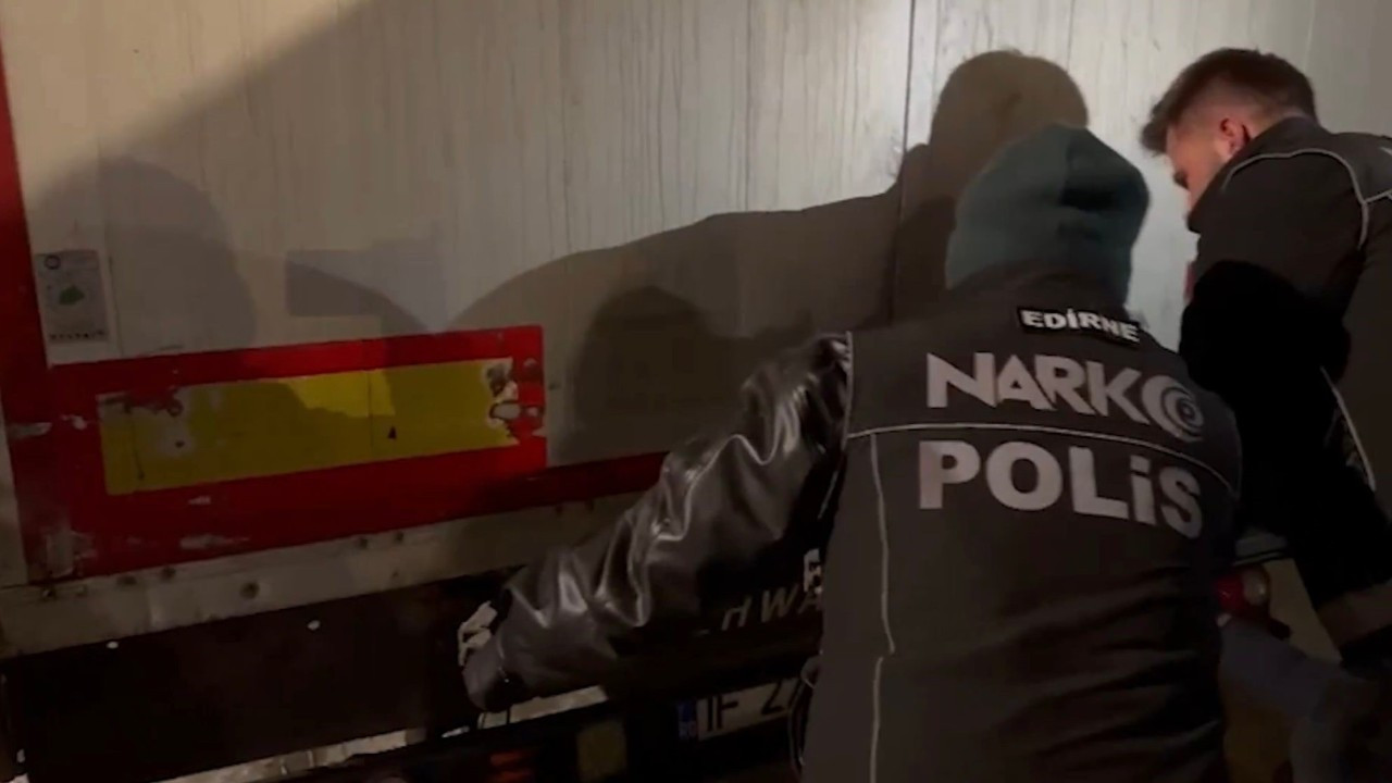 Edirne'de uyuşturucu operasyonu: 220 kilogram kokain ele geçirildi