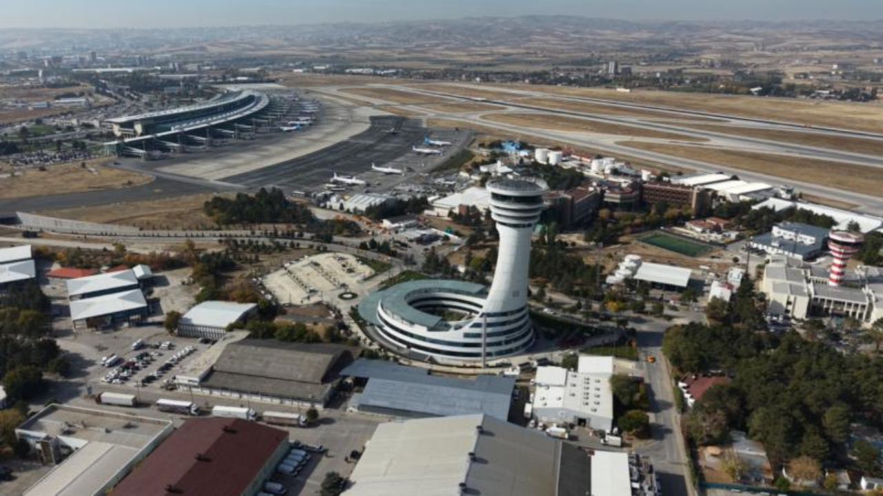 Esenboğa Havalimanı'nın üçüncü pisti ve yeni kulesi hizmete açılacak