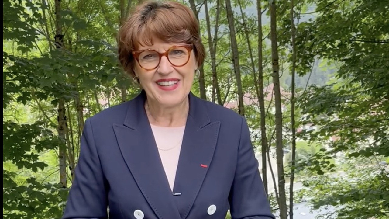 Fransız Bakan Genevard: Gümrük vergisi kararlarının ABD için olumsuz sonuçları olacak