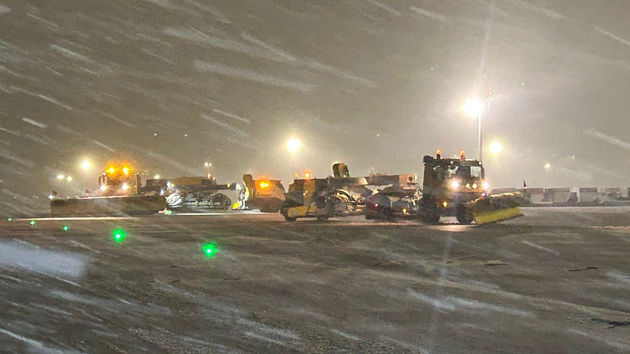 HEAŞ’tan Sabiha Gökçen’de karla mücadele çalışmaları