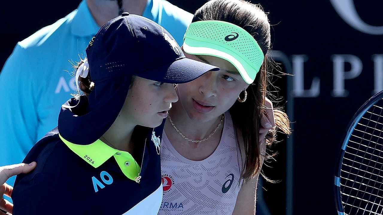 Dünya milli tenisçi Zeynep Sönmez'in hareketini konuşuyor (VİDEO)