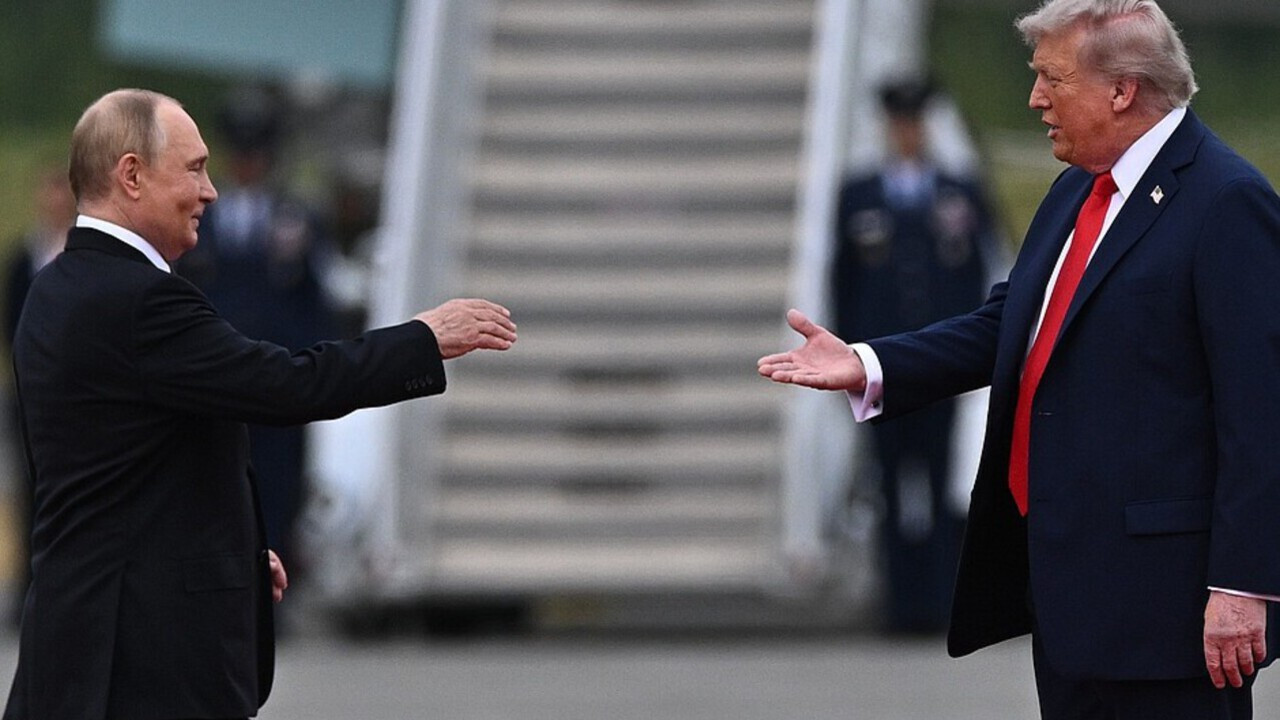 Avrupa'nın zor imtihanı: Ukrayna'yı Putin'den, Grönland'ı Trump'tan korumak