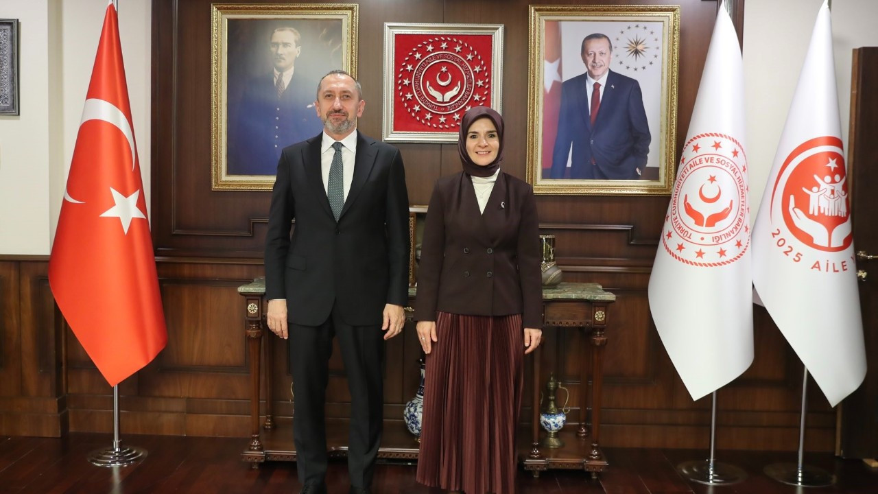 Bakan Göktaş, Cumhurbaşkanlığı Siber Güvenlik Başkanı Önal ile bir araya geldi