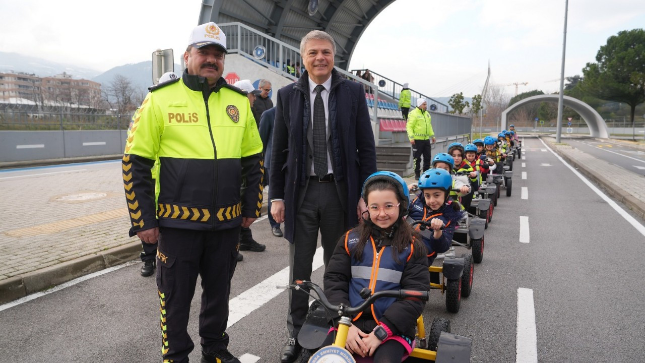 Oyak Renault’tan çocuklara yönelik trafik güvenliği projesi
