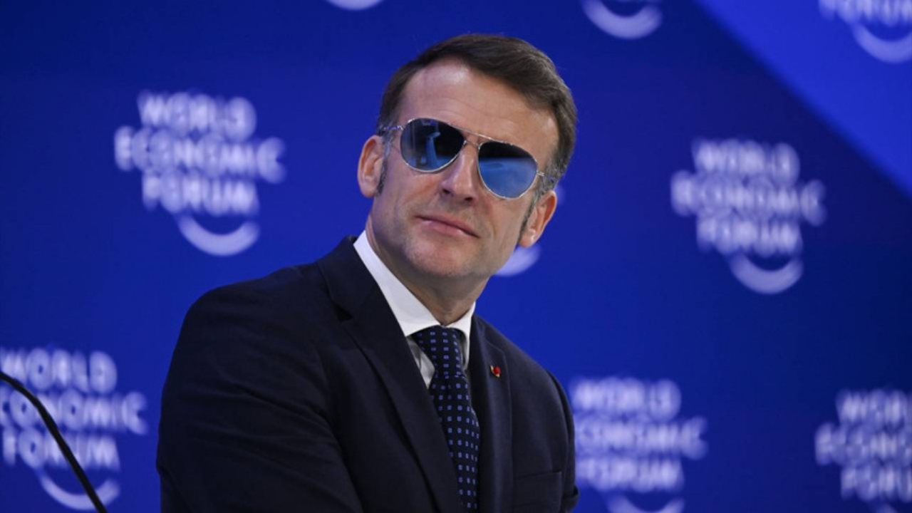 Verdiği mesaj kadar gözlük de hatırlanacak: Fransa lideri Macron, Davos’ta neden güneş gözlüğü taktı?