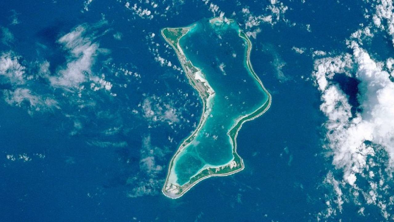 İngiltere Başbakanı Starmer, Trump'ın tepkisi sonrası Chagos Adaları yasa tasarısını geri çekti