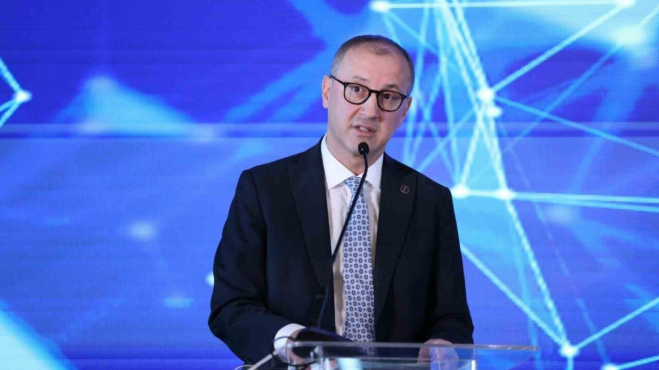 İş Bankası’dan yeni sadakat programı İş Black