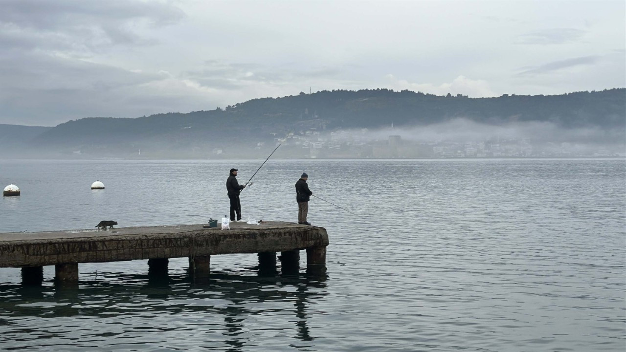 Çanakkale Boğazı, çift yönlü olarak ulaşıma kapatıldı