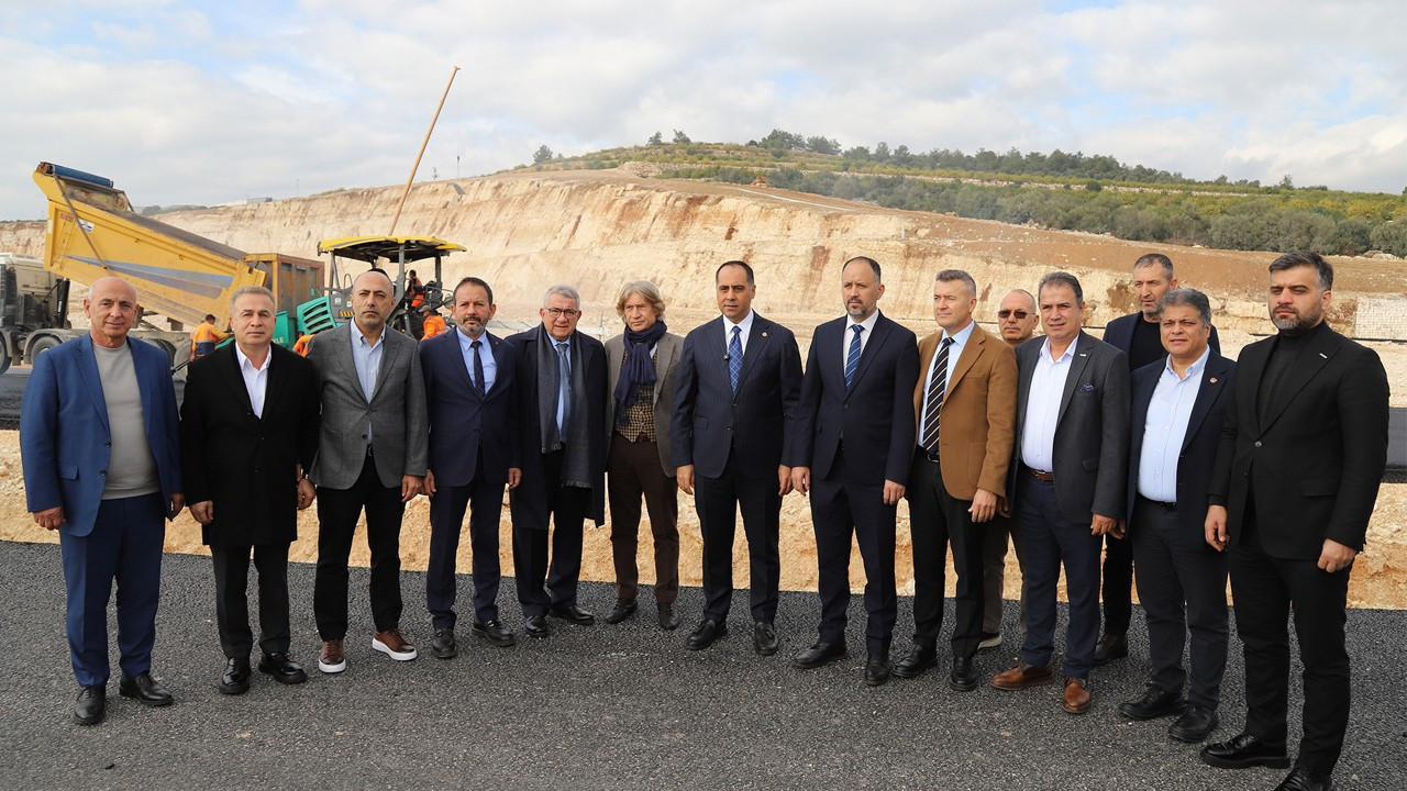 Çeşmeli-Kızkalesi Otoyolu Mersin ekonomisine hız katacak