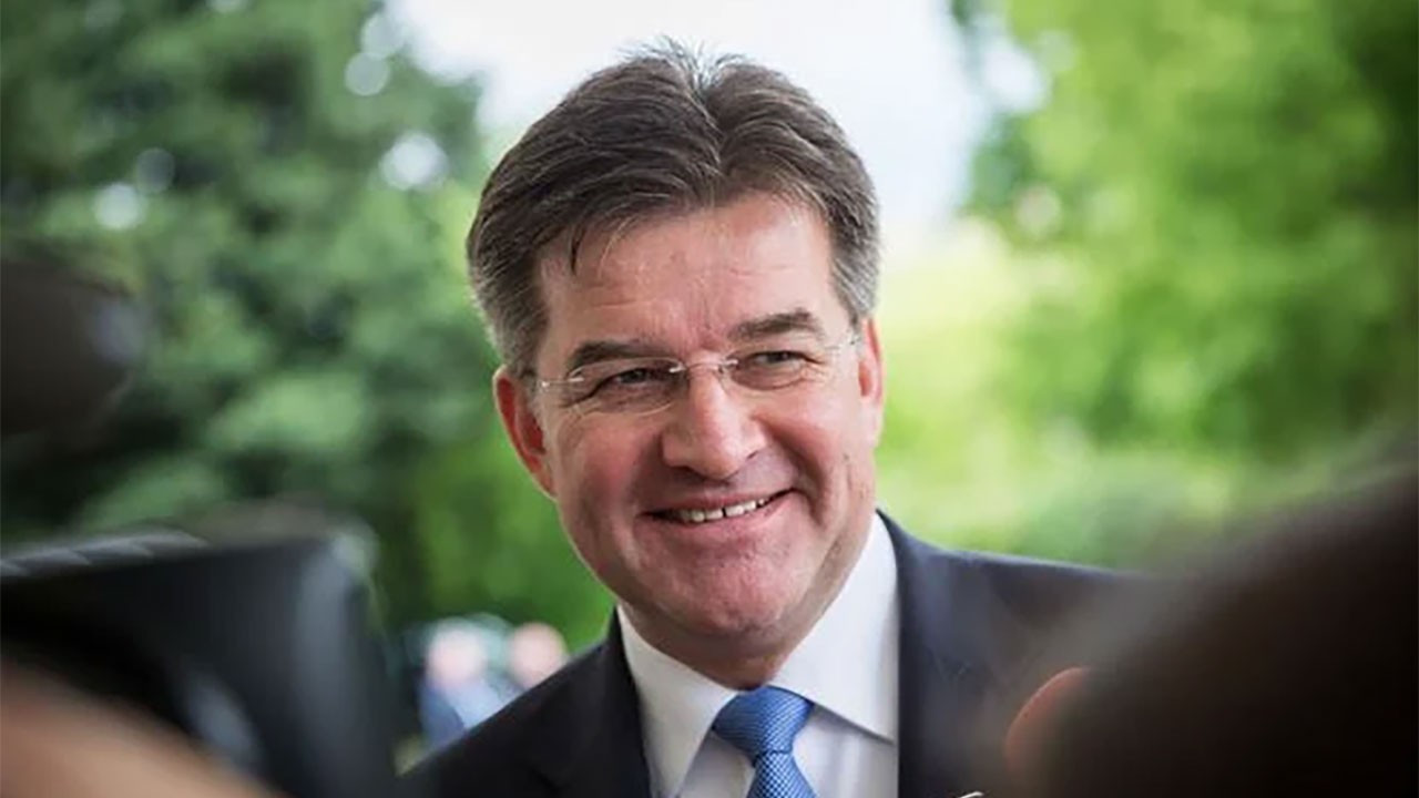 Epstein dosyasındaki yeni belgelerde adı geçen Slovak diplomat istifa etti