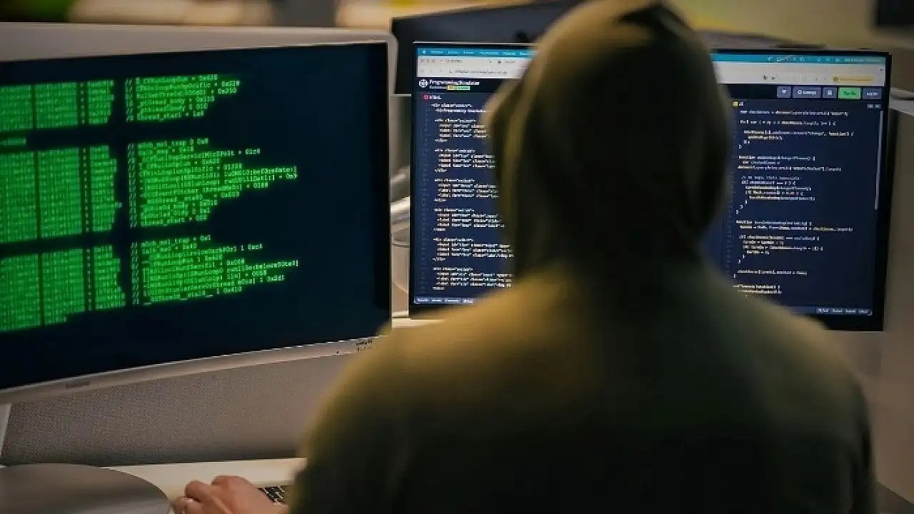 FETÖ bağlantılı 385 sosyal medya hesabına erişim engeli