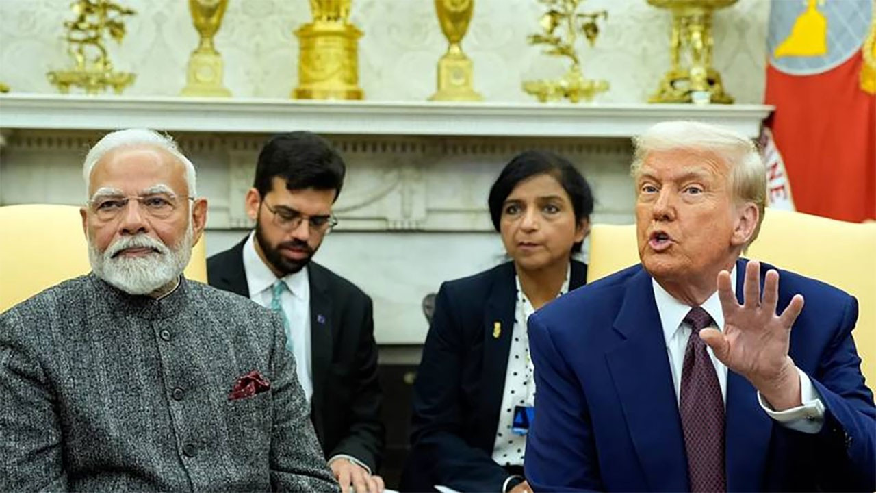 Trump: Hindistan'ın Rusya'dan petrol alımını durdurdu