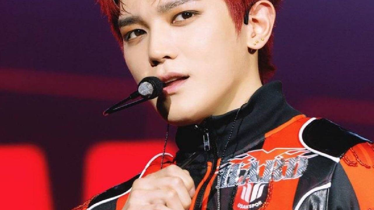 Uşakspor'da Koreli rapçi çılgınlığı: Konsere logolu ceketle çıktı, dünyada gündem oldu