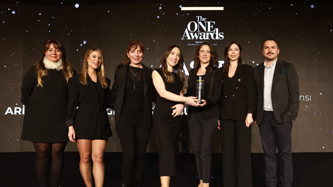 Casper The One Awards’ta bilgisayar kategorisinde “Yılın İtibarlı Markası” seçildi