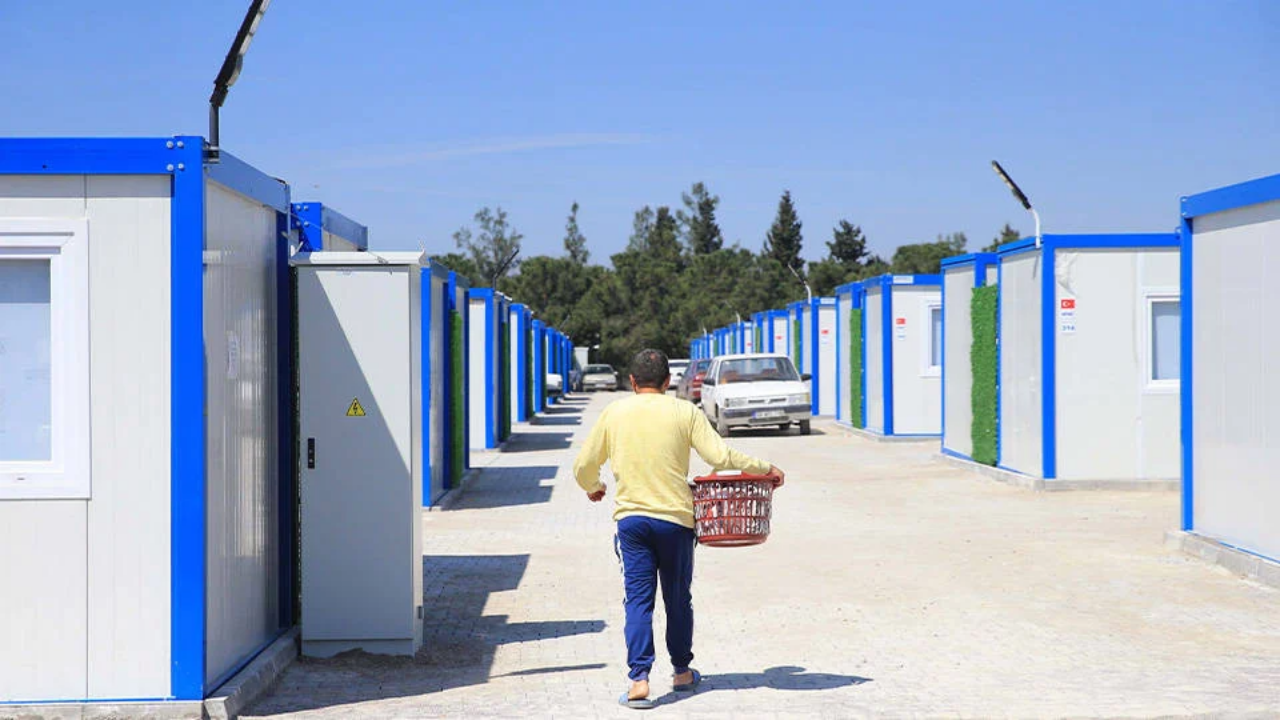 Depremin üçüncü yılında Hatay: Nüfusun en az yüzde 10’u konteynerde yaşıyor