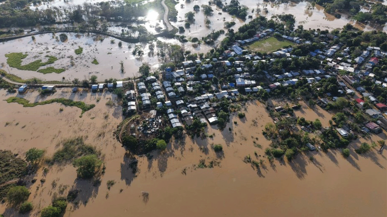 Kolombiya'da ülke genelindeki sellerde 6 kişi yaşamını yitirdi (Video)