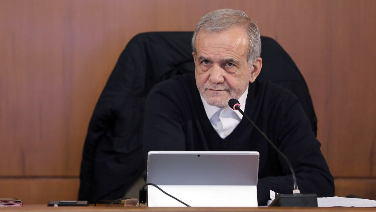 İran Cumhurbaşkanı'ndan "komşu ülke” uyarısı