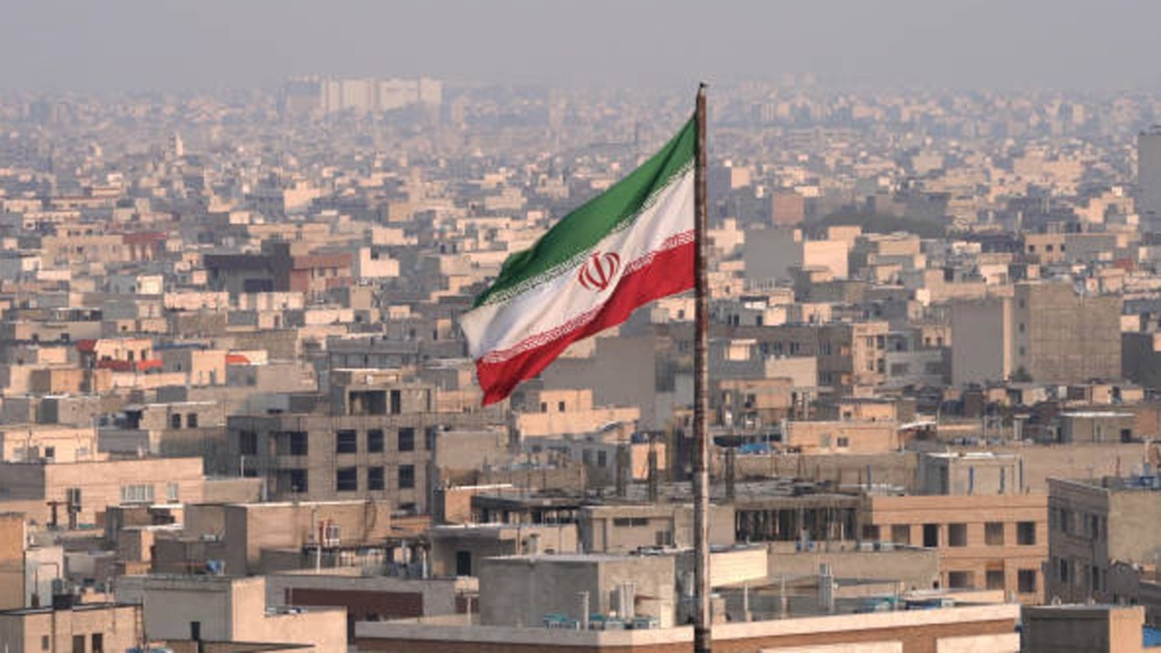 İran'daki gösterilerde hayatını kaybedenlerin sayısı 6 bin 961’e yükseldi