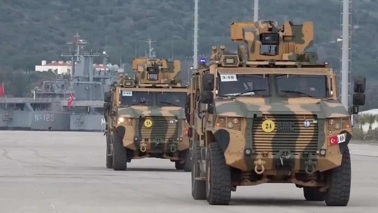 TCG Anadolu Almanya’daki Emden Limanı'na ulaştı