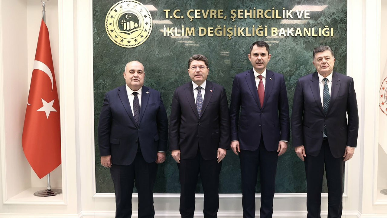 Bakan Kurum, Bakan Tunç ve beraberindeki Bartın heyetini kabul etti