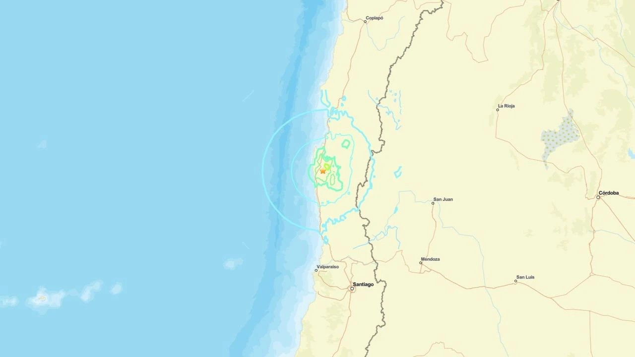 Şili'de 6.2 büyüklüğünde deprem