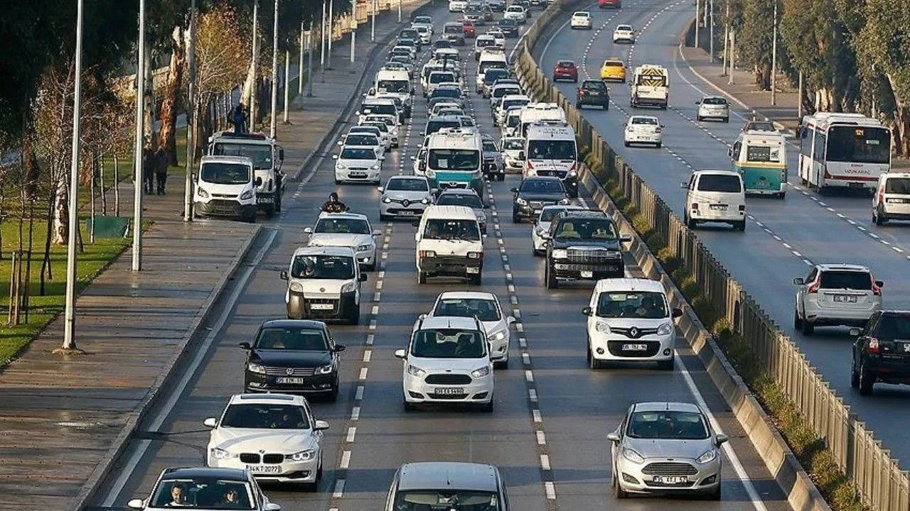 Korsan taksi cezası 100 bin liraya yükseldi: Nasıl yakalanıyorlar?