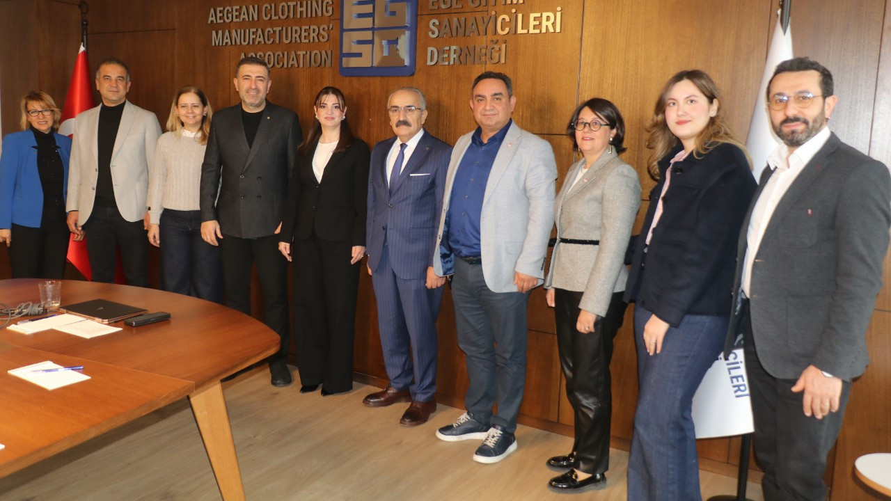 EGSD Başkanı Yasin Akçakaya: “Tekstil mühendisliği bilgi birikimiyle, üretim gücümüzü entegre etmeliyiz”