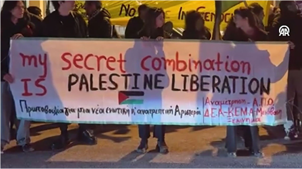 İsrail'in Eurovision Şarkı Yarışması'na katılımı Atina'da protesto edildi