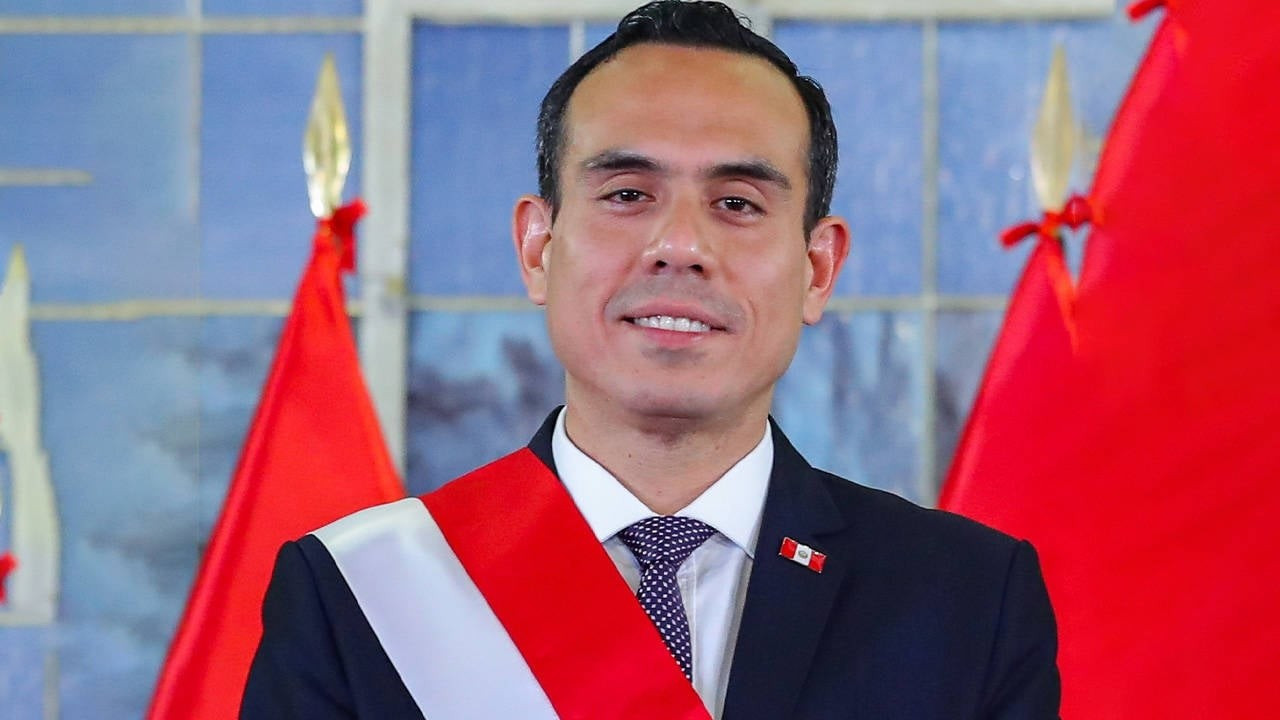 Peru'da geçici Devlet Başkanı Jeri görevden alındı