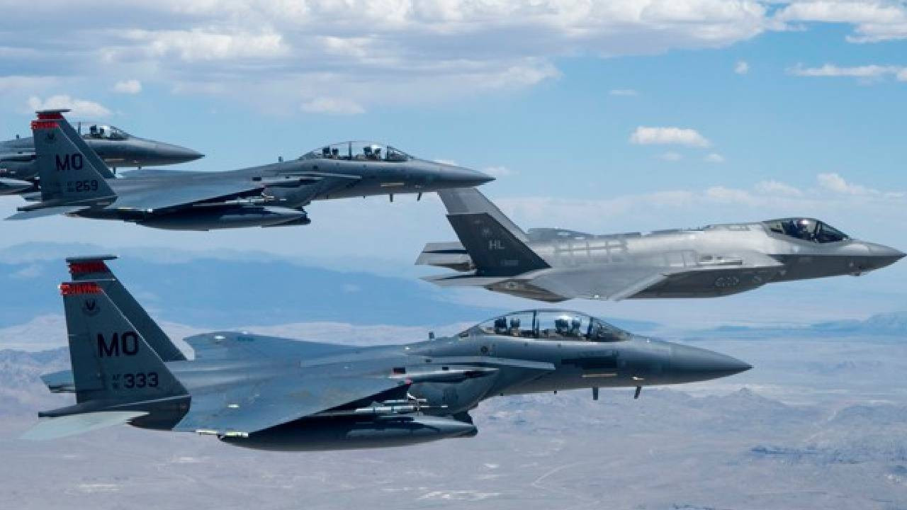 ABD, Orta Doğu'da Irak'ın işgalinden bu yana en büyük hava gücünü konuşlandırdı