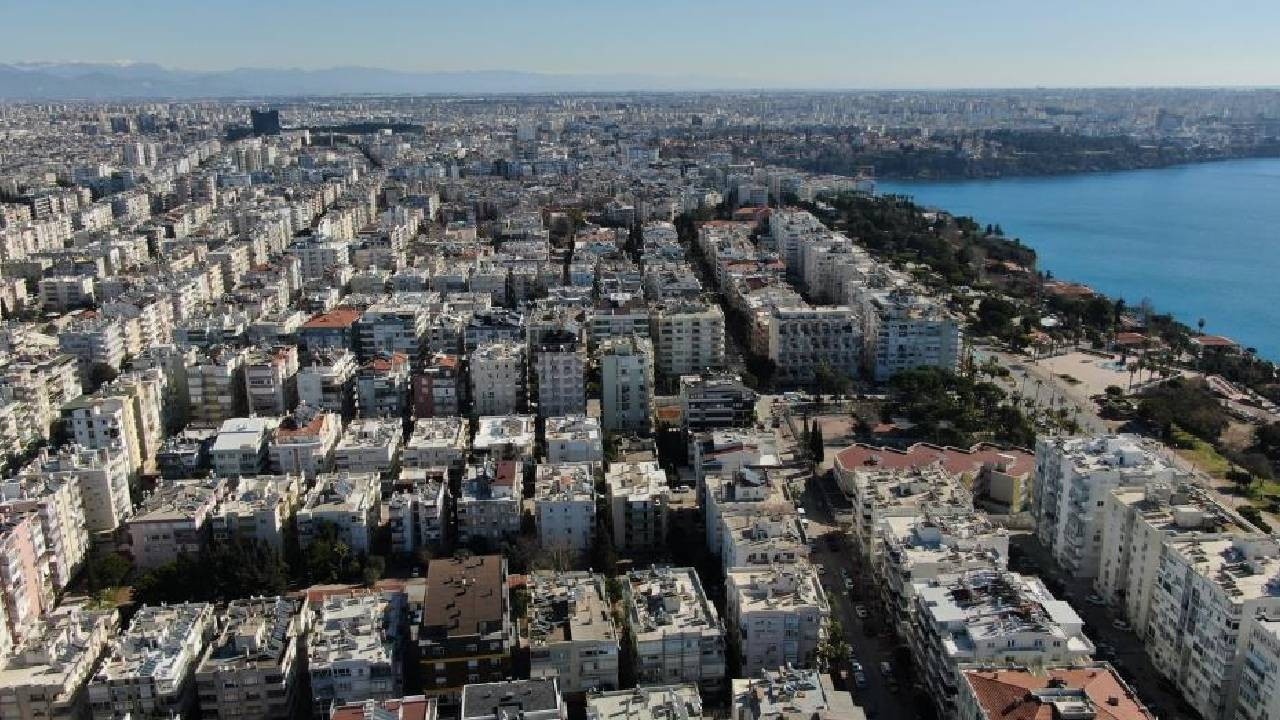 Antalya'da ocak ayında 5 bin 615 konut satıldı