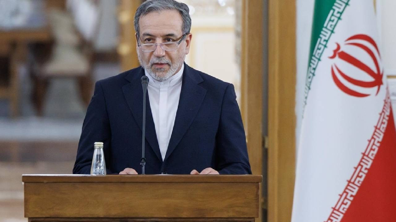 Trump 'Gösterilerde 32 bin kişi öldü' dedi, İran tepki gösterdi: 'Belgeyle konuşun'