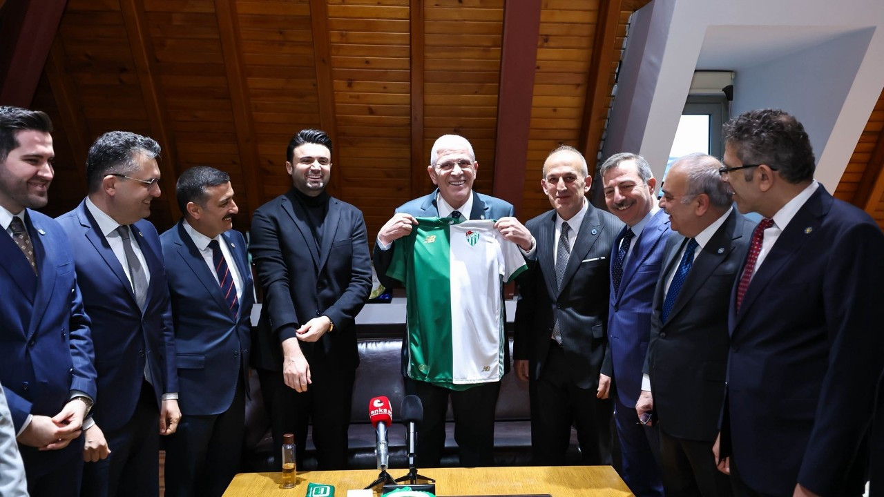 Dervişoğlu'ndan Bursaspor’a ziyaret: Yüz akımız bir spor kulübü!