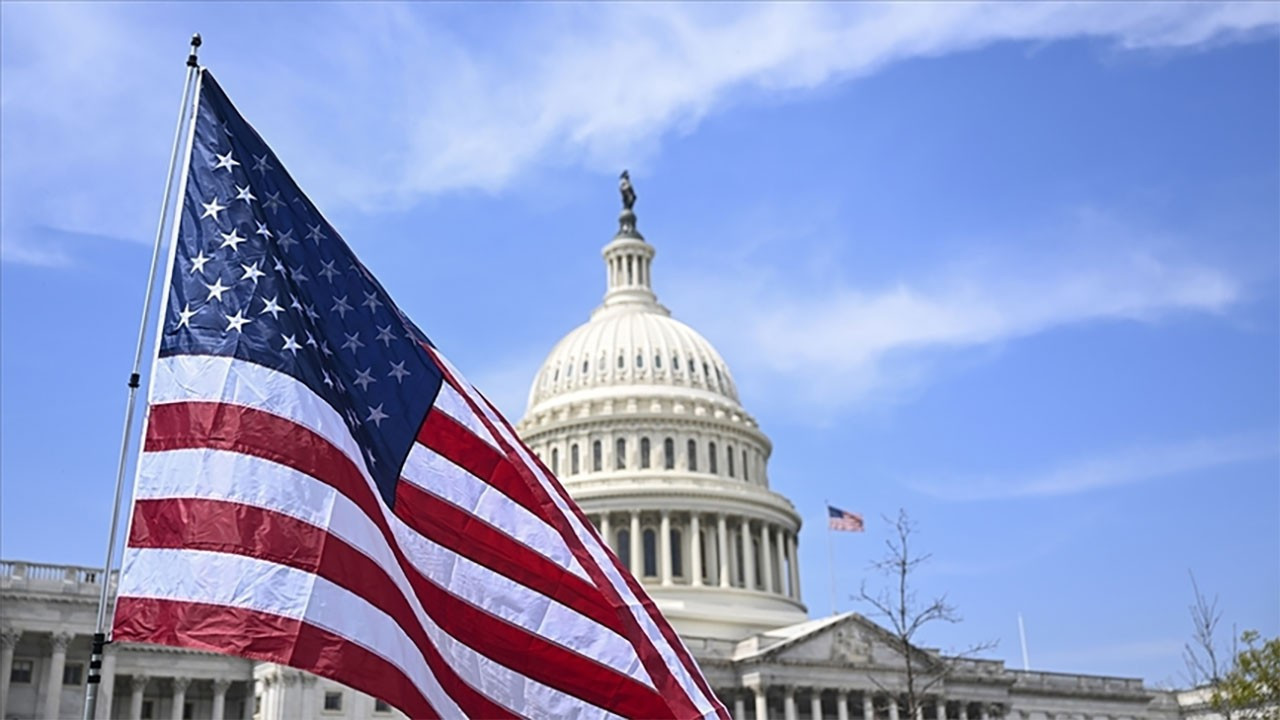 İran'la gerilimin artması nedeniyle ABD bazı diplomatların Lübnan'ı terk etmesini istedi
