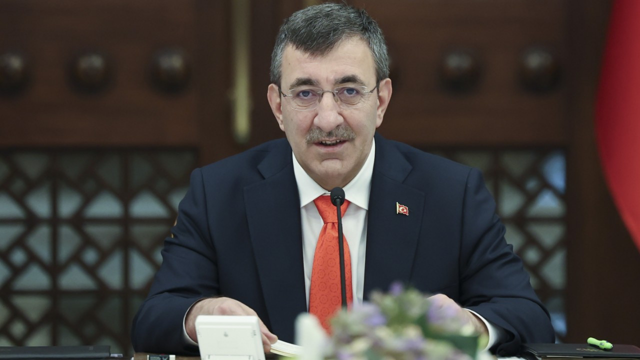 Cumhurbaşkanı Yardımcısı Yılmaz: Finansal risklerimizi oldukça aşağıya düşürmüş durumdayız