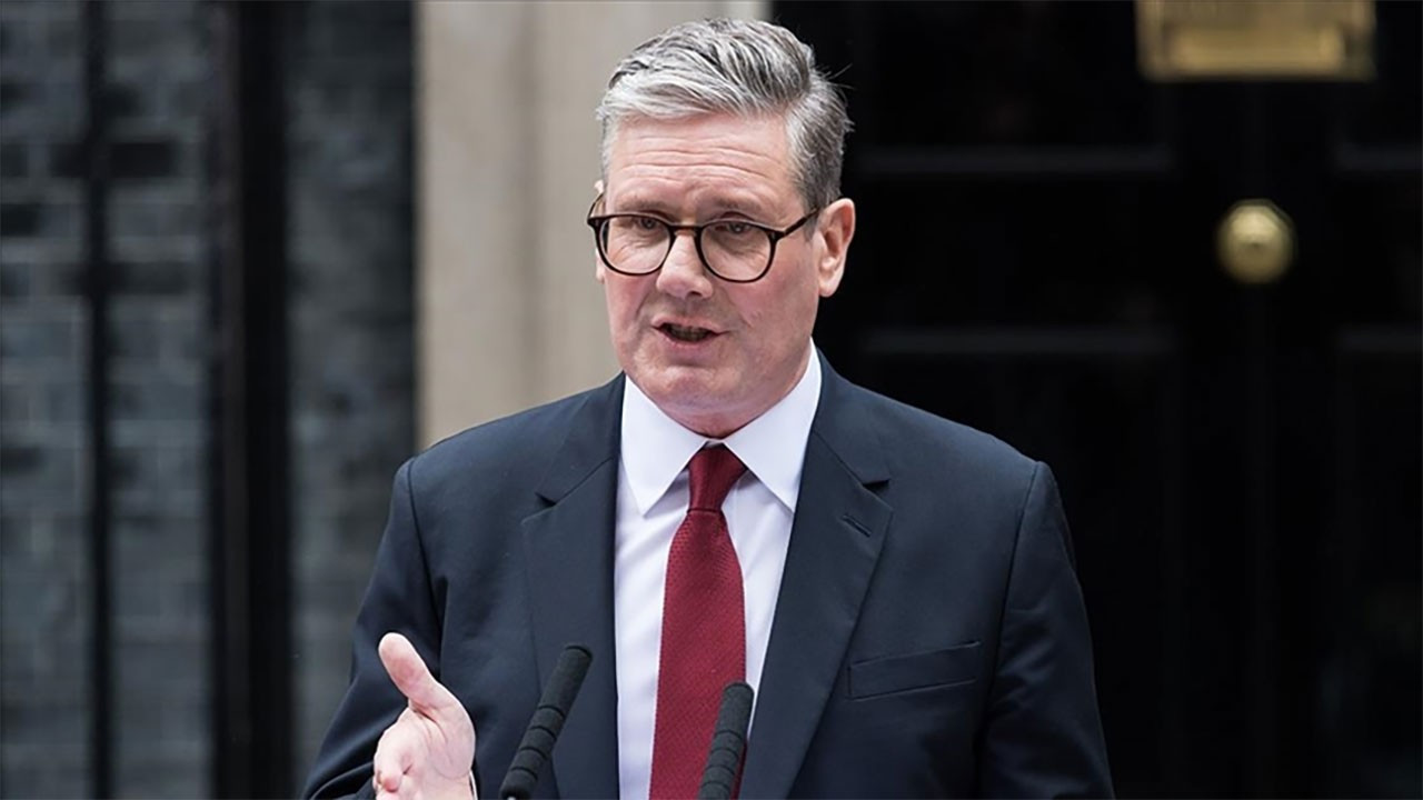 İngiltere Başbakanı Starmer: İngiliz uçakları Orta Doğu semalarında uçuyor