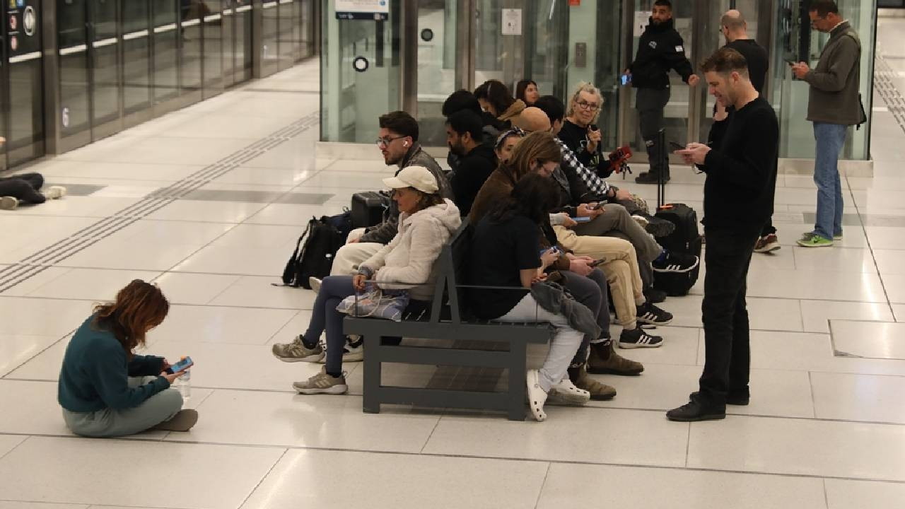 İsrail ordusundan 'sığınaklardan çıkabilirsiniz ama yakınında kalın' uyarısı